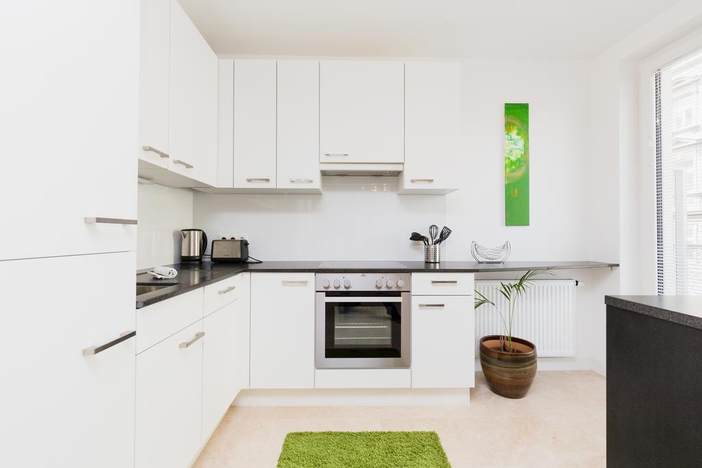 Rafael Kaiser - Paros Apartment - Contactless 24H Check-In เวียนนา ภายนอก รูปภาพ