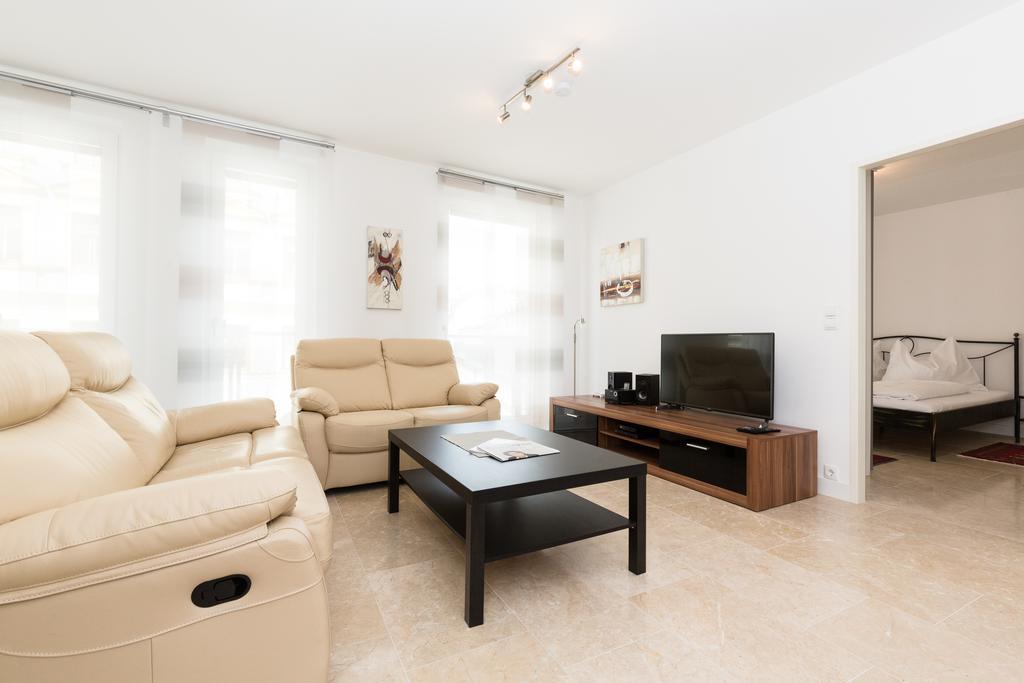 Rafael Kaiser - Paros Apartment - Contactless 24H Check-In เวียนนา ภายนอก รูปภาพ