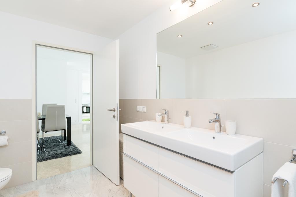 Rafael Kaiser - Paros Apartment - Contactless 24H Check-In เวียนนา ห้อง รูปภาพ